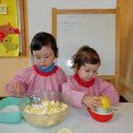 HACIENDO DULCE DE MANZANA
